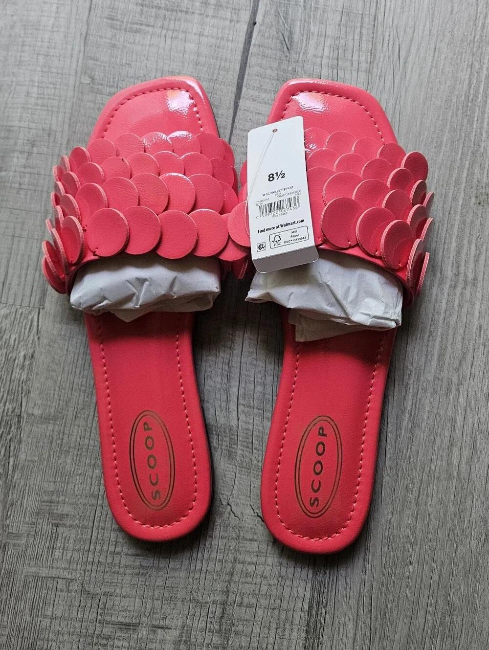Scoop Women 8.5 Bright Pink Scalloped Strap Slide Sandals Open Toe Shoes NWT